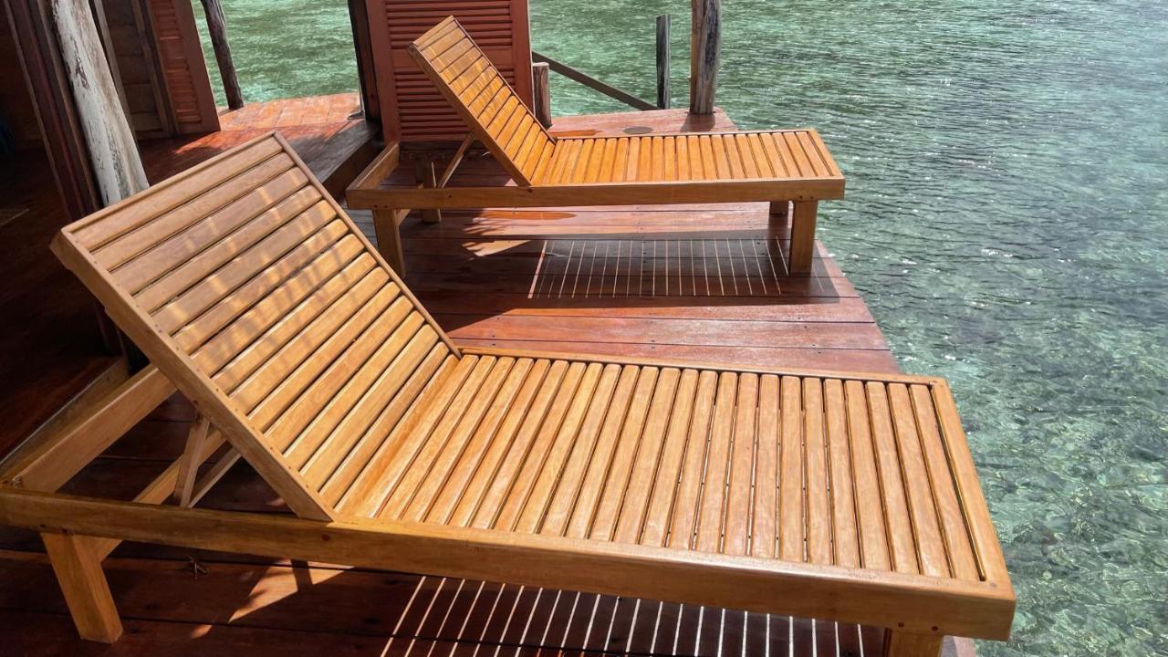 Hotel Nyande Raja Ampat Pulau Mansuar Esterno foto