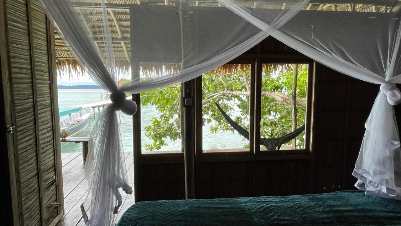 Hotel Nyande Raja Ampat Pulau Mansuar Esterno foto