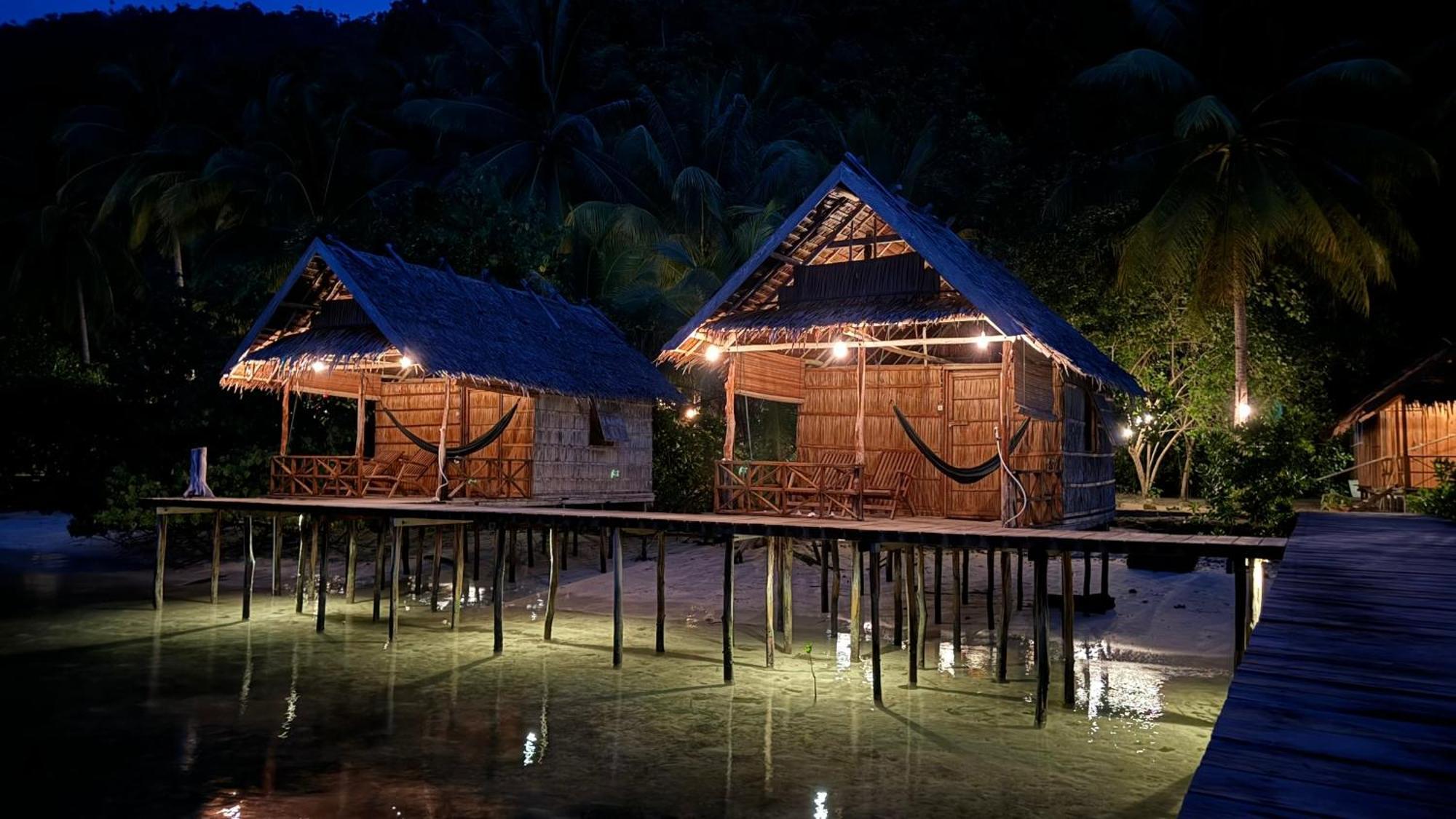 Hotel Nyande Raja Ampat Pulau Mansuar Esterno foto